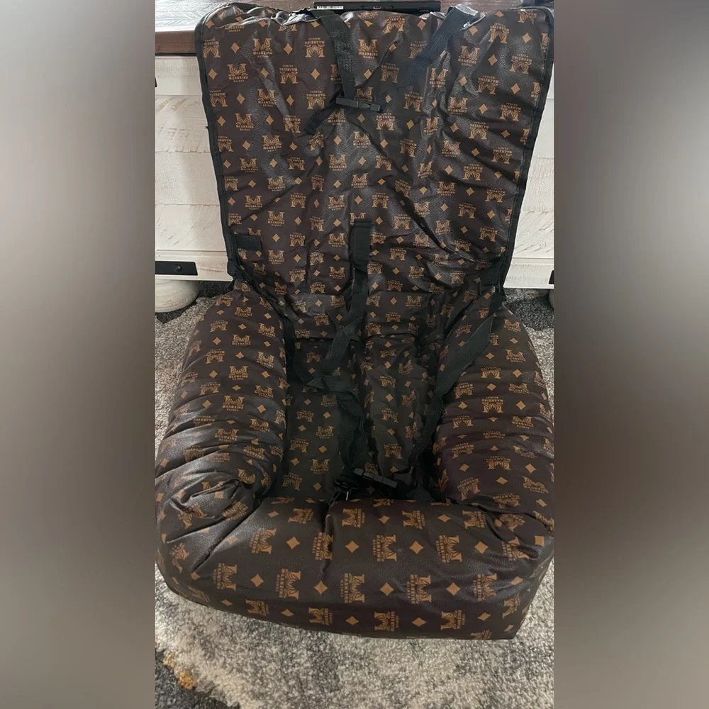 NEW Water Resistent Pet Car Seat